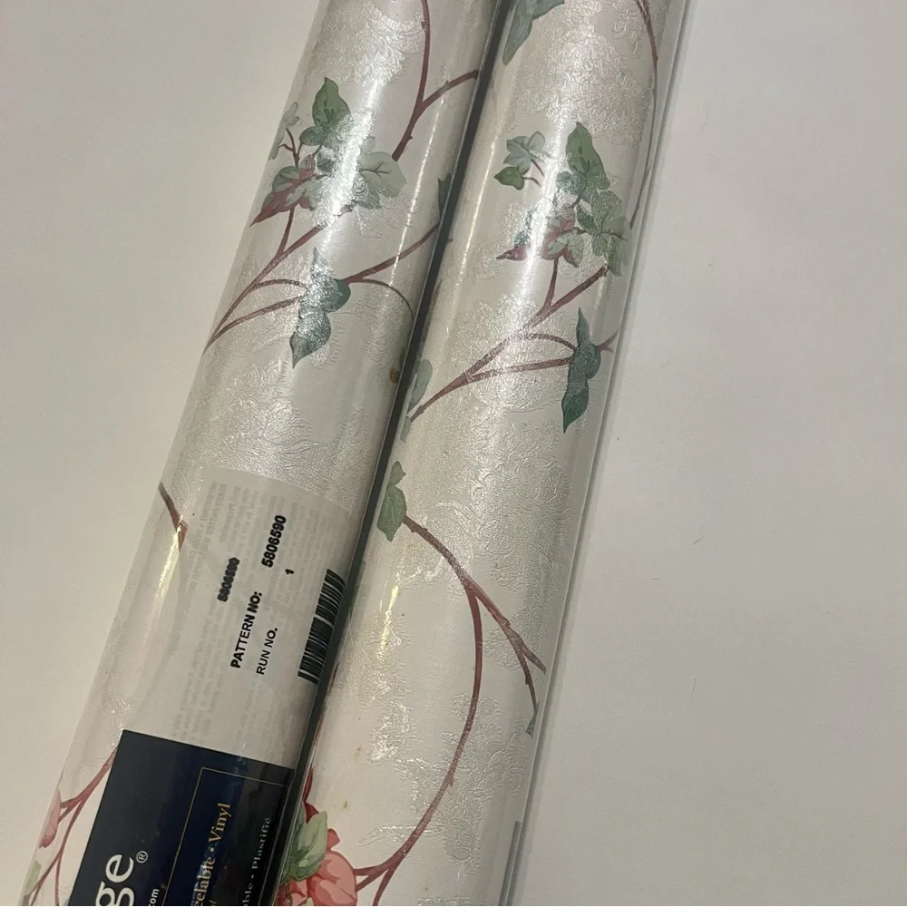 New Village Floral Texture Prepaste/Wash/Peel Vinyl Double Rolls Wallpaper Set